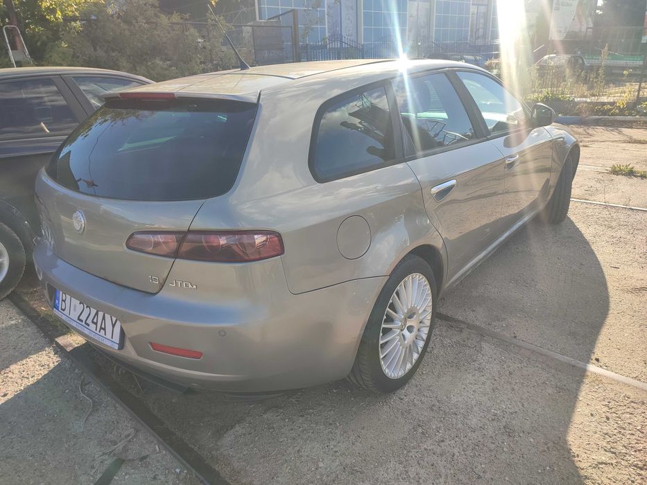 Alfa Romeo 159 * 2006 rok * 1.9 diesel * długie OC