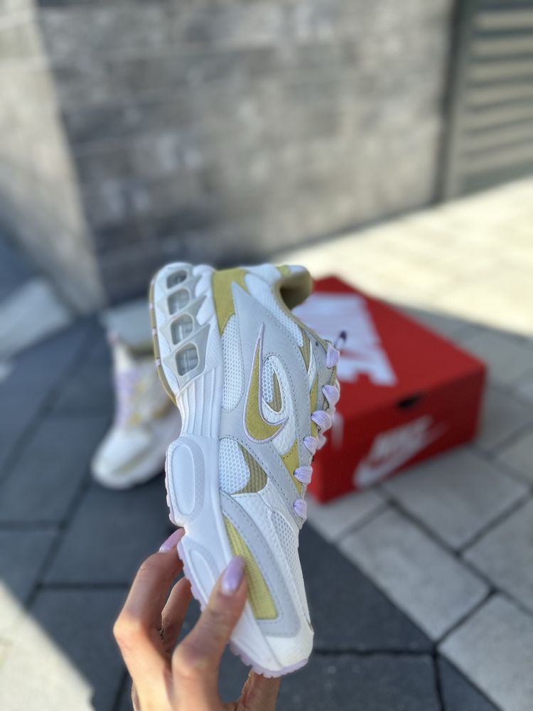 Жіночі оригінальні кросівки Nike Zoom Air Fire DV6977 100