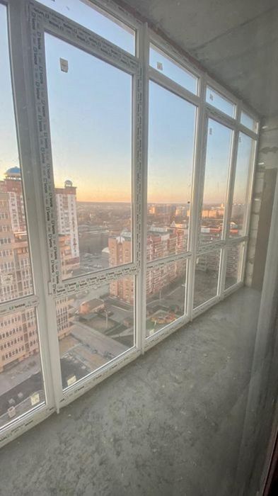 Продам 4-кім. в ЖК Павлівський квартал, 4 сек, М Наукова, OA