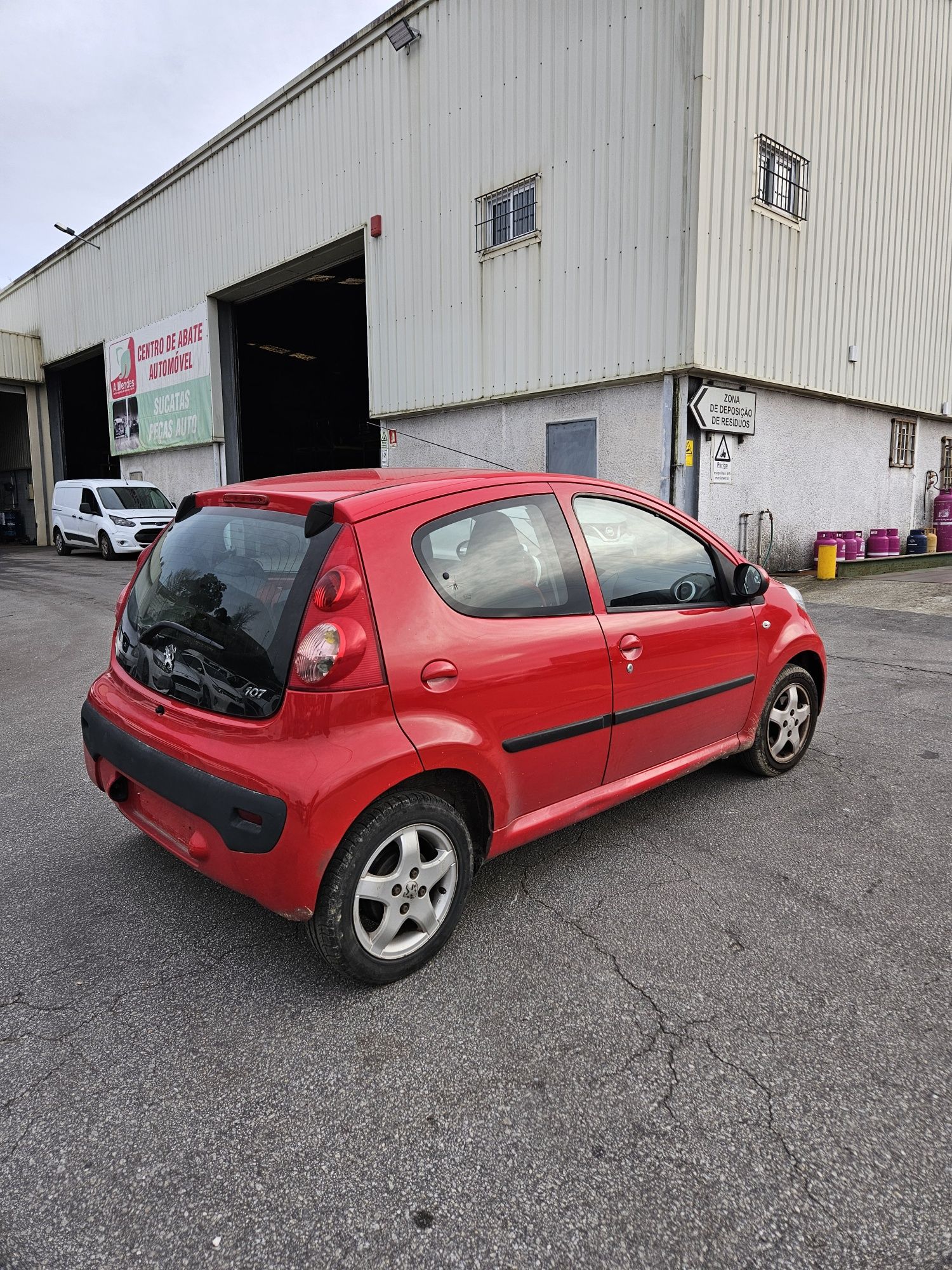 Peugeot 107 1.4 HDi de 2007 para peças