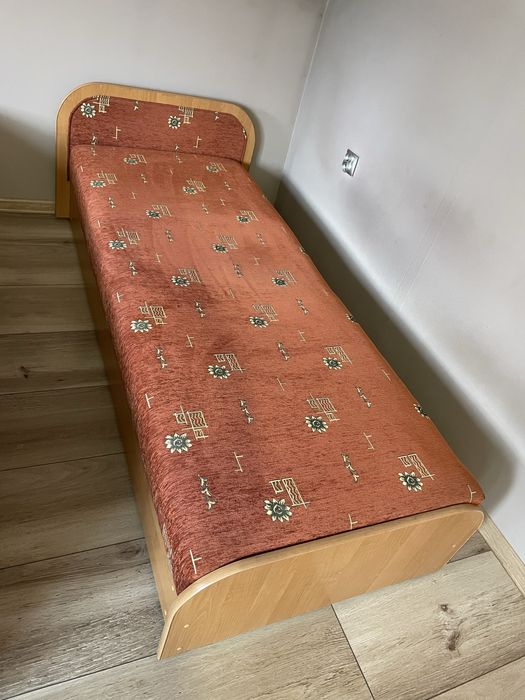 Tapczan, łóżko do spania