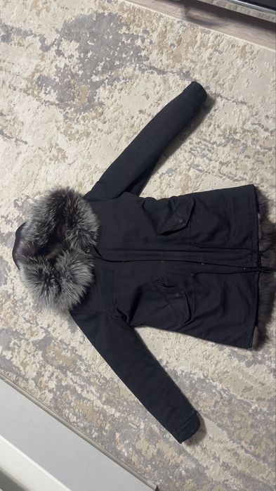 Продам зимову парку натуральне хутро