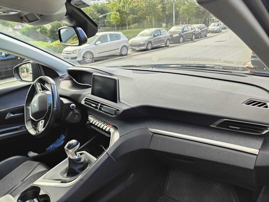 PEUGEOT 3008 1.6 HDI 2017