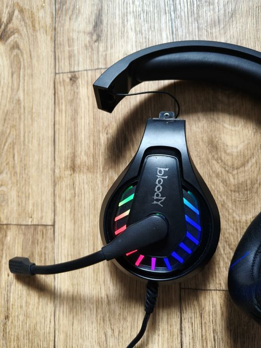 Продам зламані,але працюючі навушники