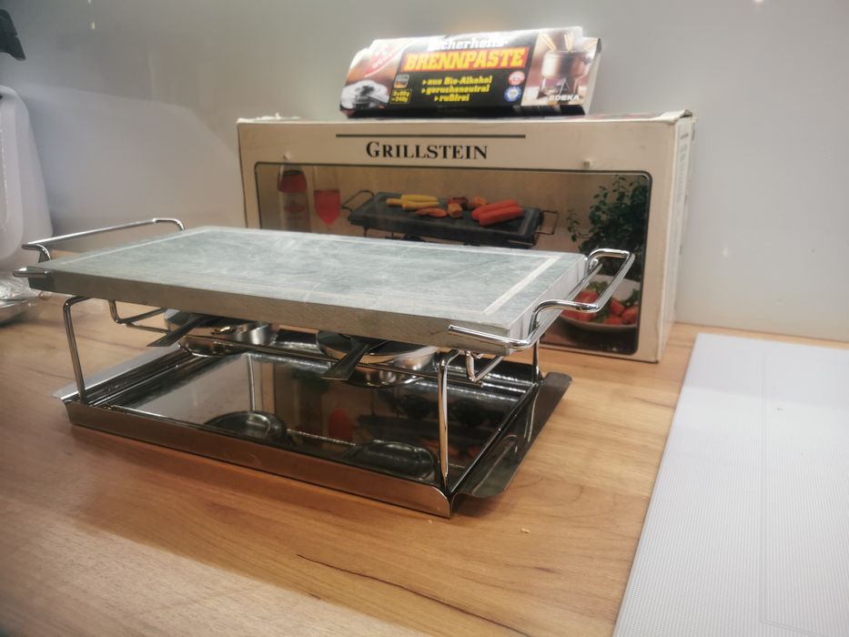 Grill z marmurowym blatem, z płytą, Grillstein