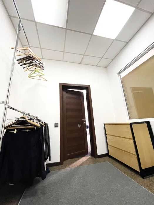 2К 56м Відмінна квартира в центрі міста. ТЕРМІНОВО