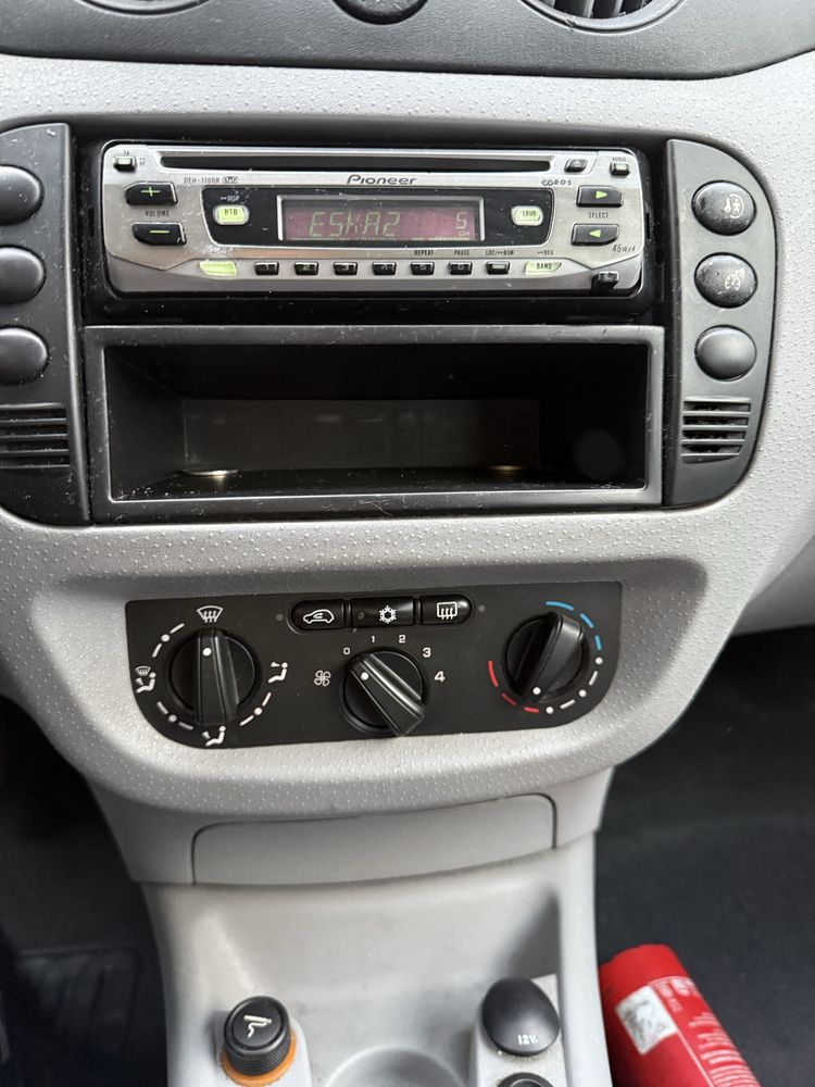 Citroen C3 1.4HDI klima elektryczne szyby bialy  - OKAZJA - WROCŁAW -