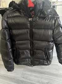 Пуховик Moncler