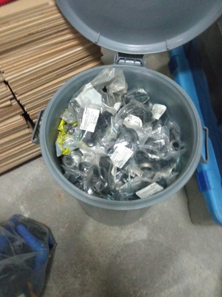 Vendo acessórios rega