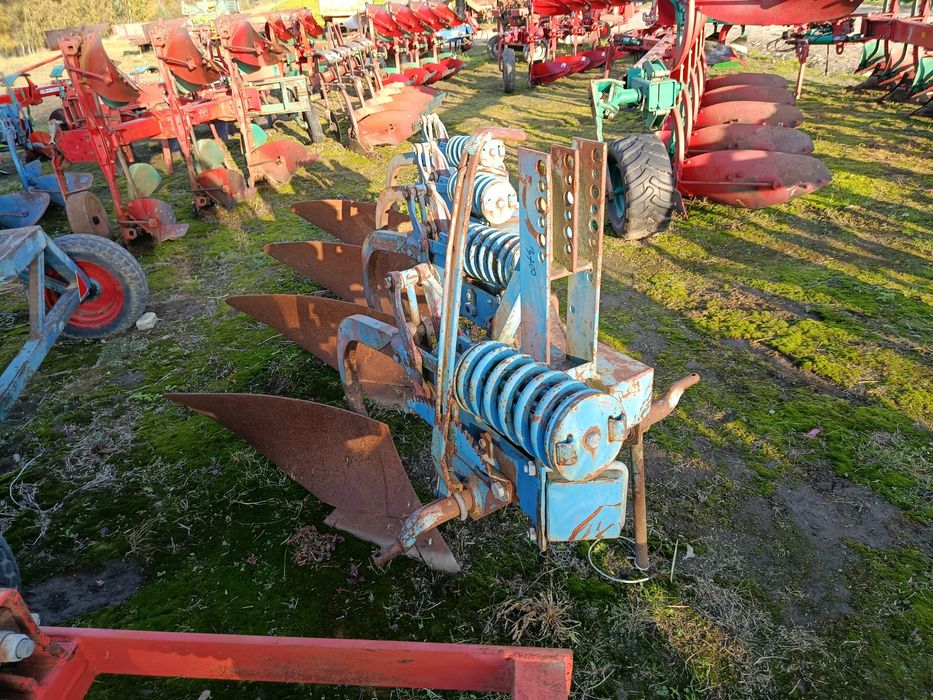 Pług kverneland 3 , 4 skibowy obrotowy resor sprężyna duży wybór najta