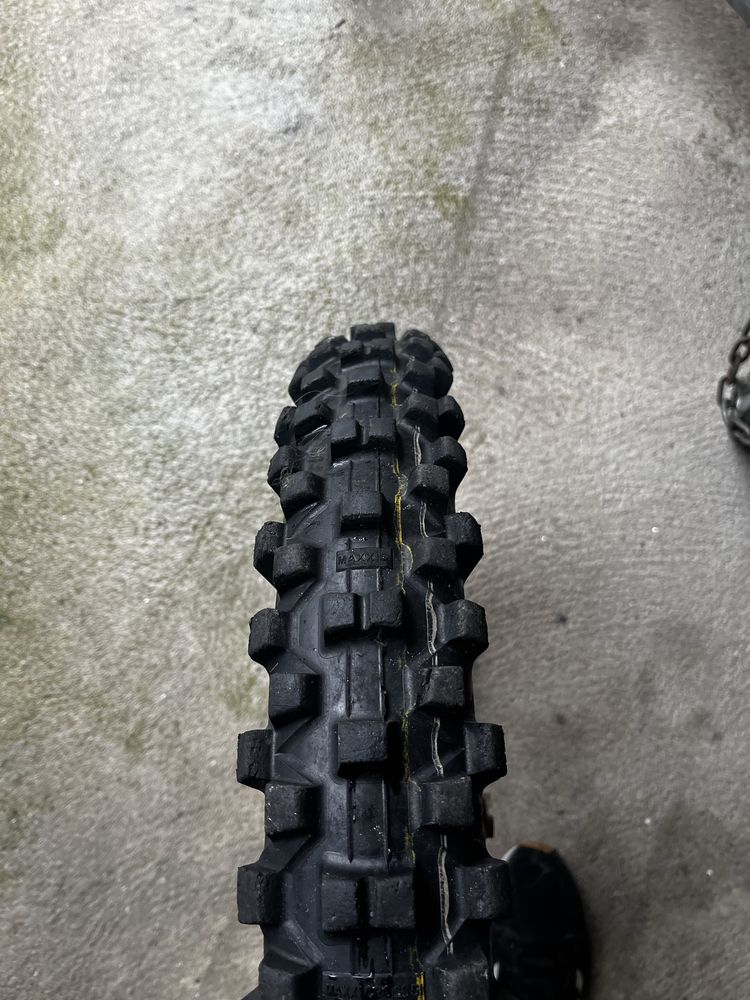 Pneu maxxis 90/100/21