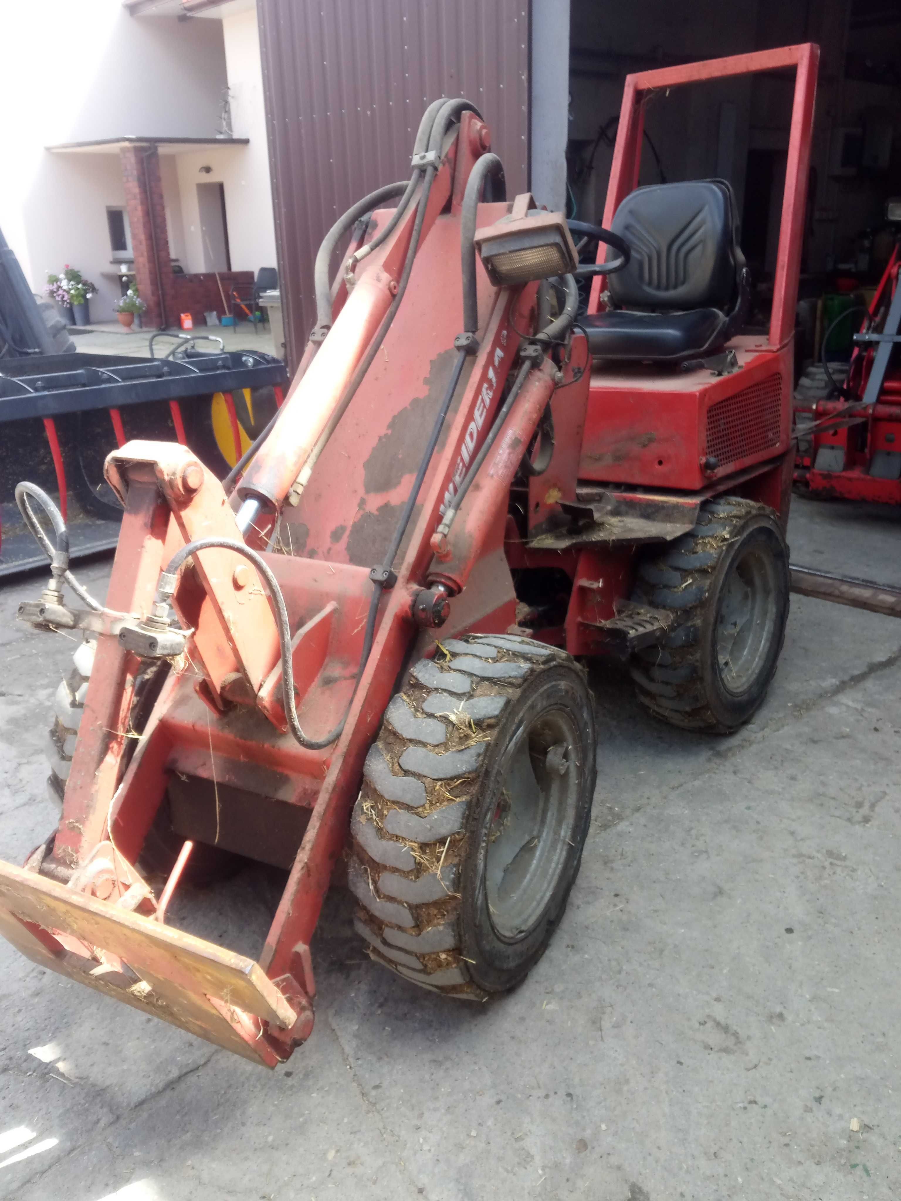 Weidemann 811 DM