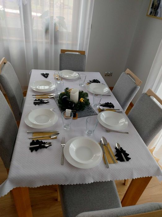 6 Krzeseł w bardzo dobrym stanie