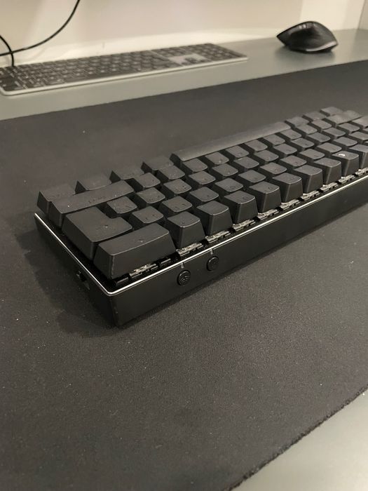Teclado mecânico Logitech G Pro X60 lightspeed