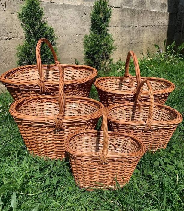 Кошик плетений з лози, корзина,для грибів на спаса