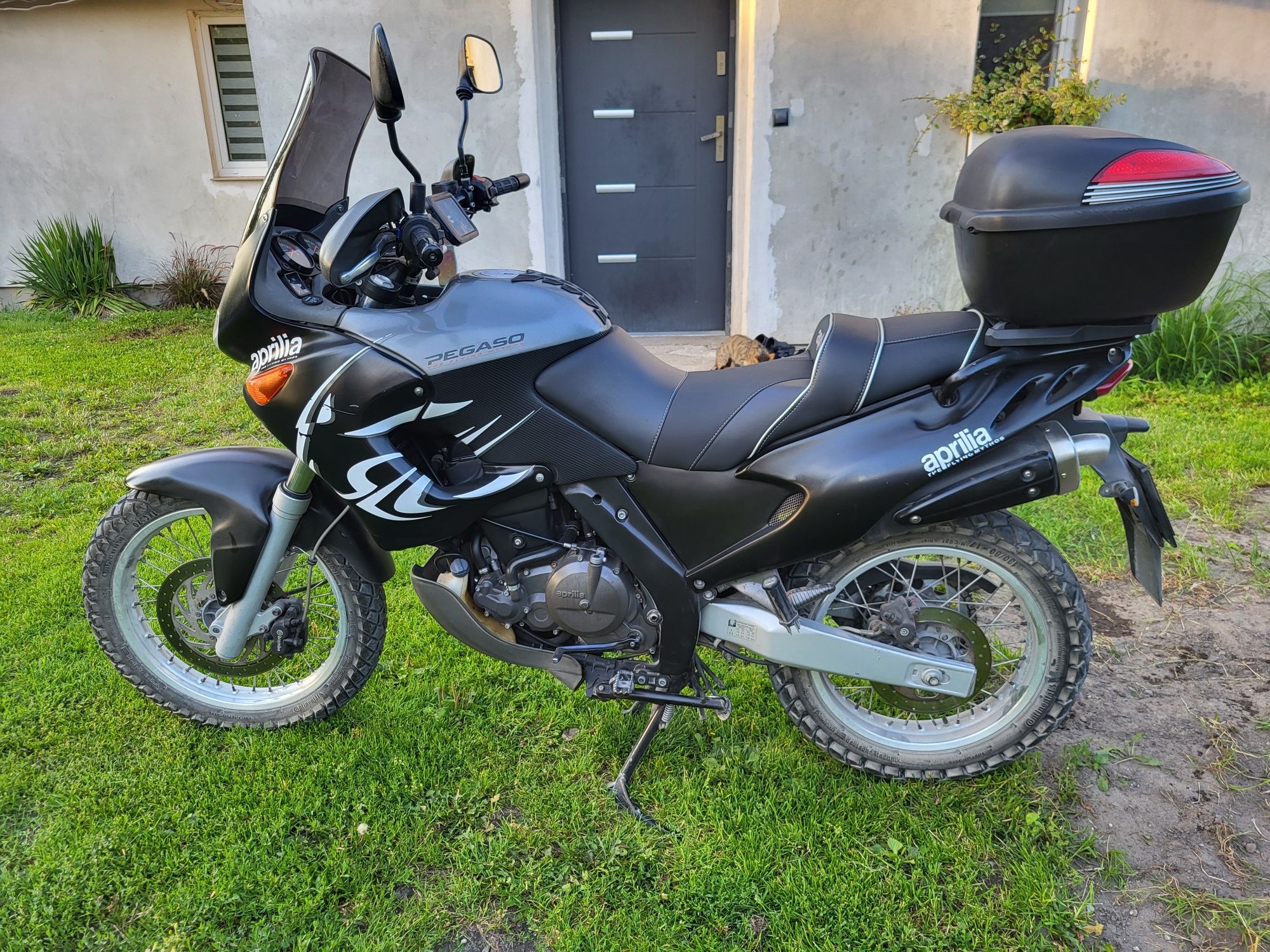 Sprzedam aprilia pegaso 650