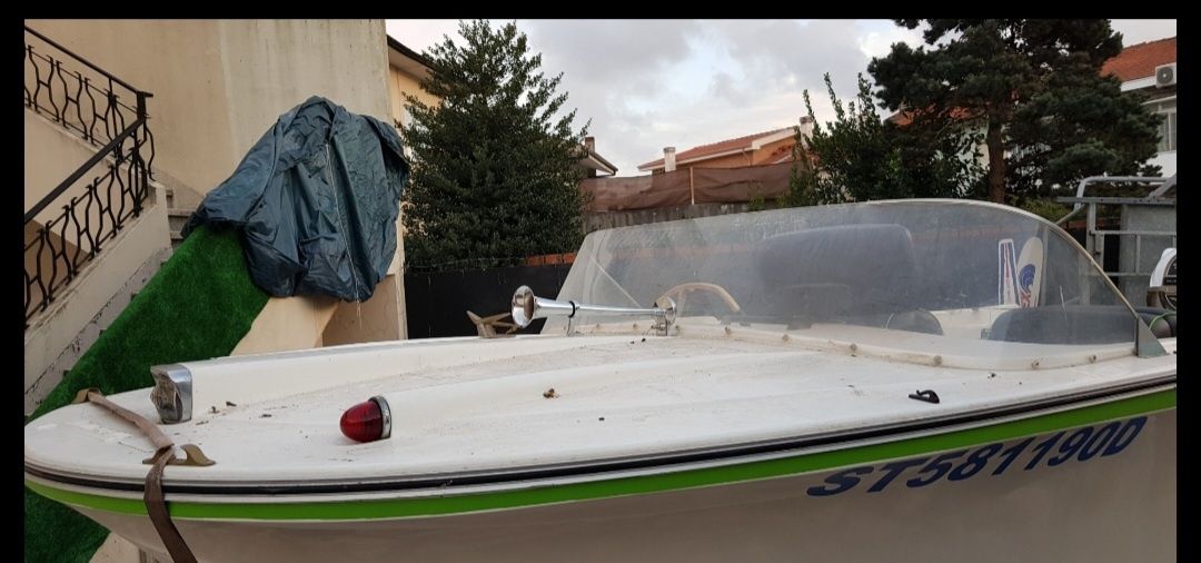 Barco 7 lugares 590cm 70cv