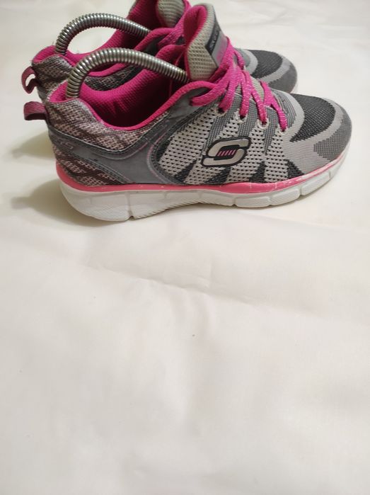 Кросівки Skechers 32-33р. 22см оригінал гарний стан