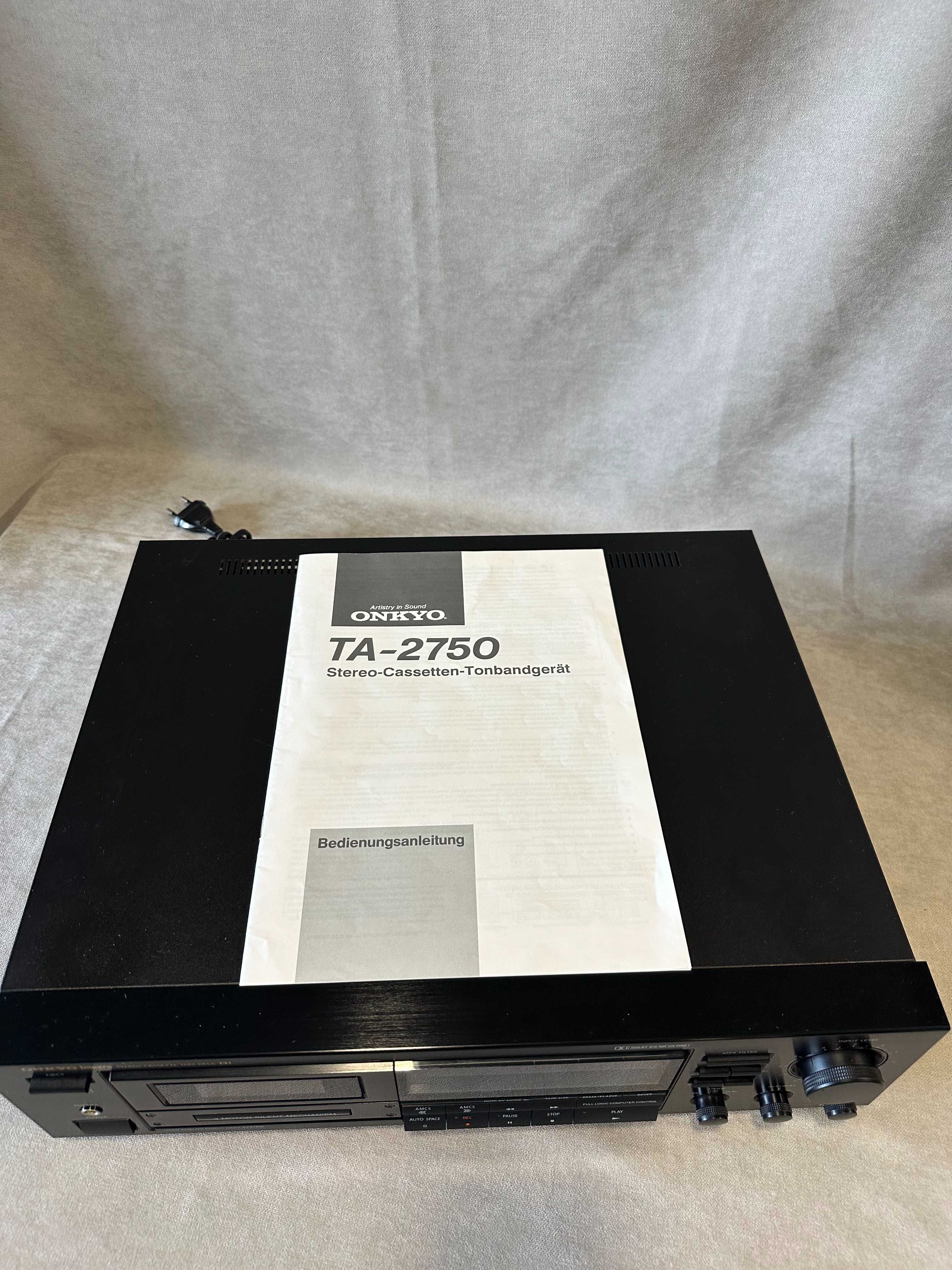 Magnetofon Kasetowy Onkyo Integra TA - 2750  w b.dobrym stanie