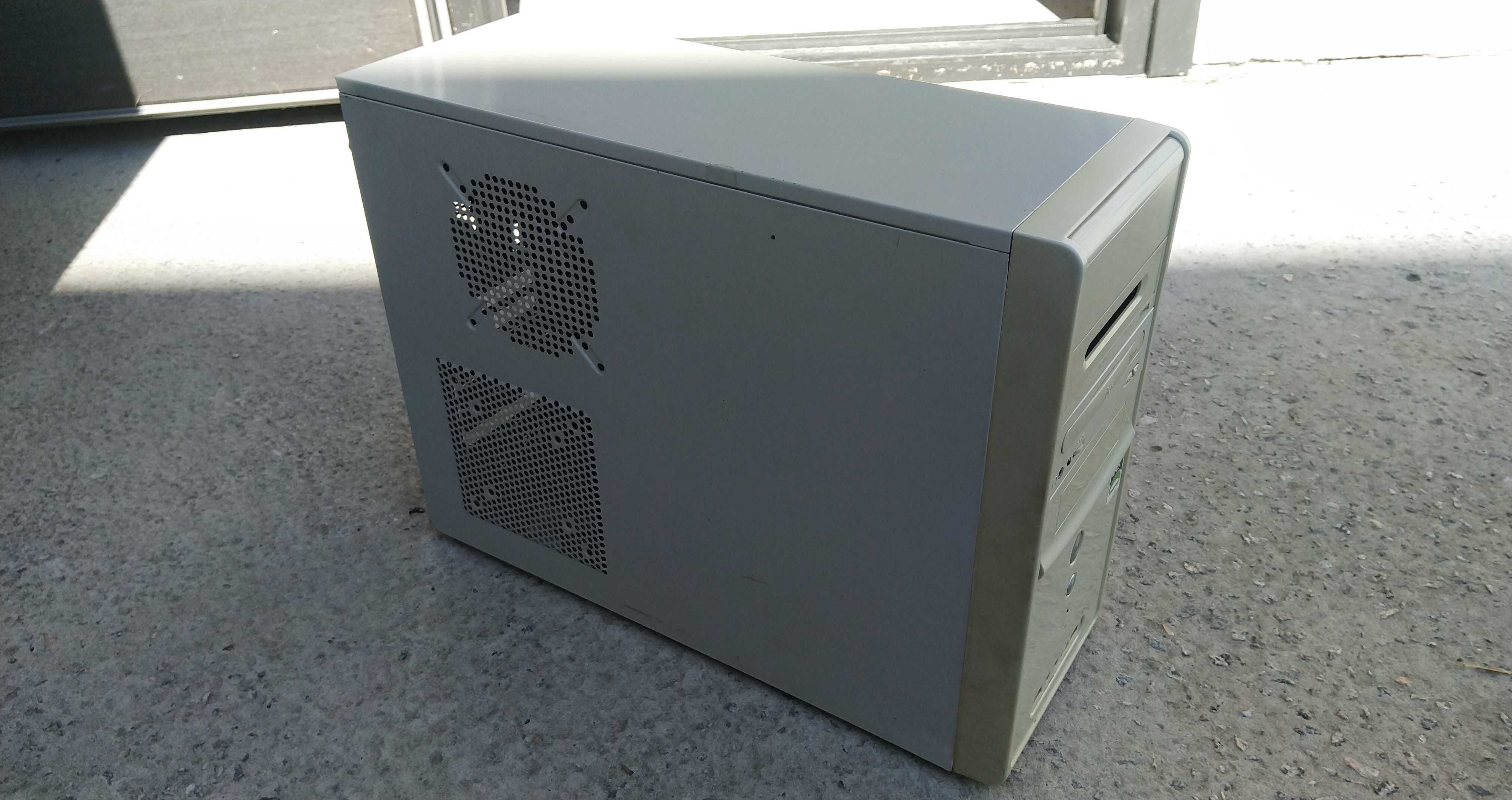 ПК на Ryzen 7 3700x + AMD Wraith prism.