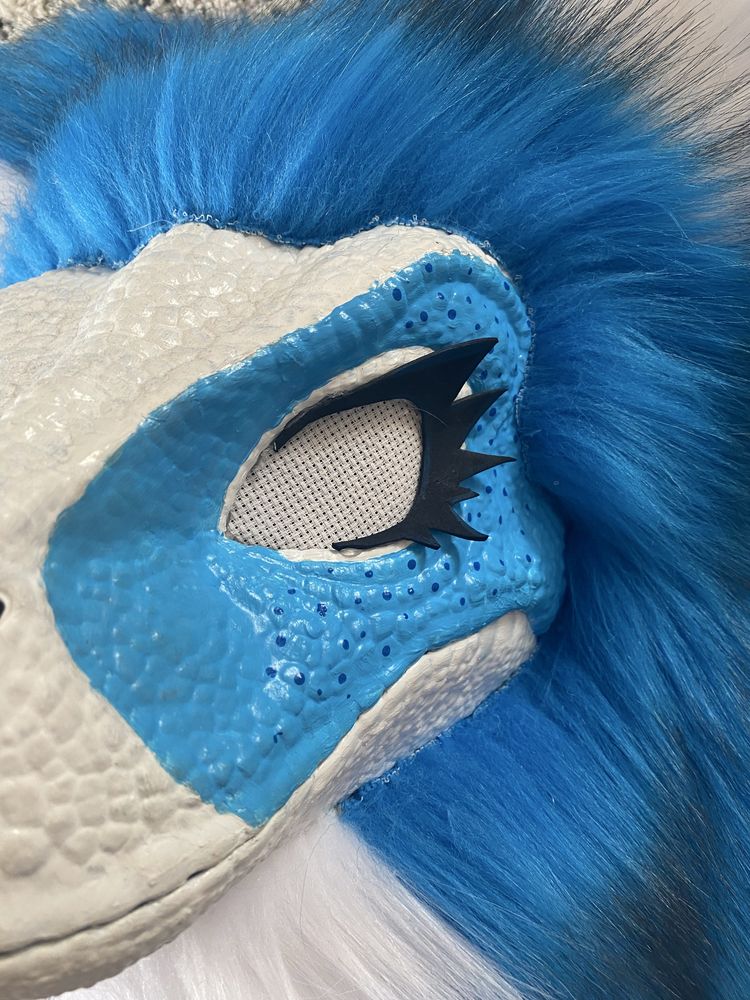 Maska Furry fursuit