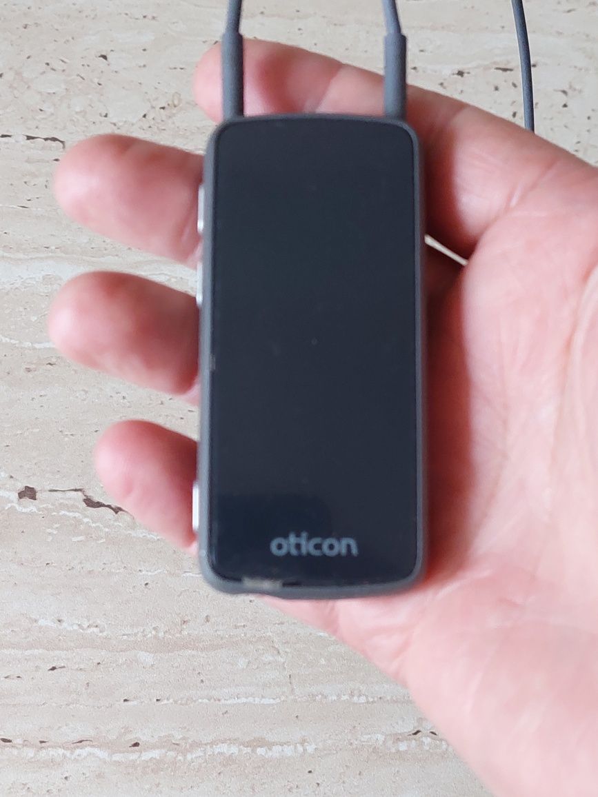 Oticon Streamer Pro для бездротової синхронізації слухових апаратів