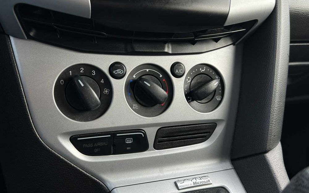 Ford Focus  2012