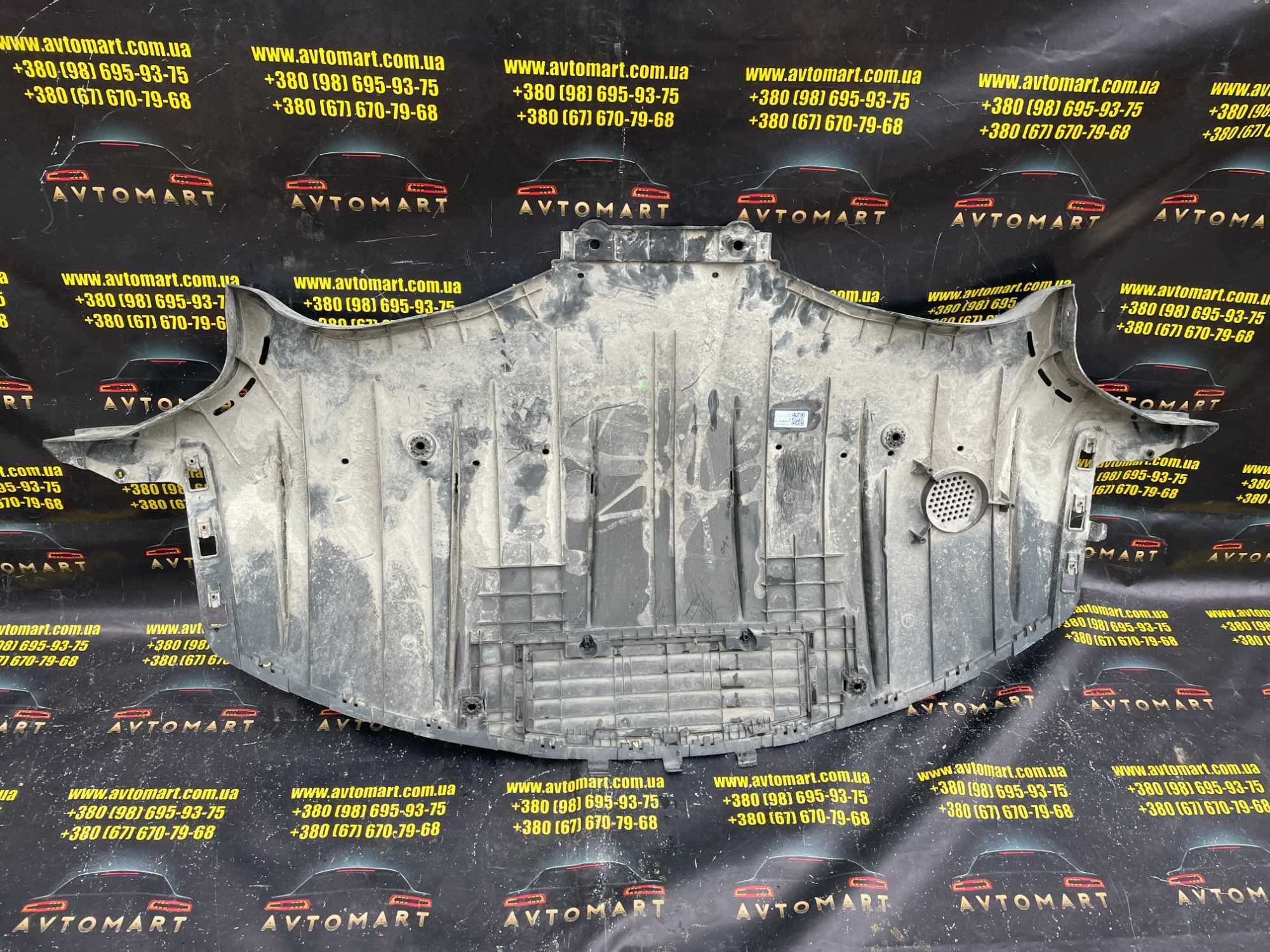 Tesla 3 Захист бампера задній Tesla Model 3 2023- 1582583-00-d
