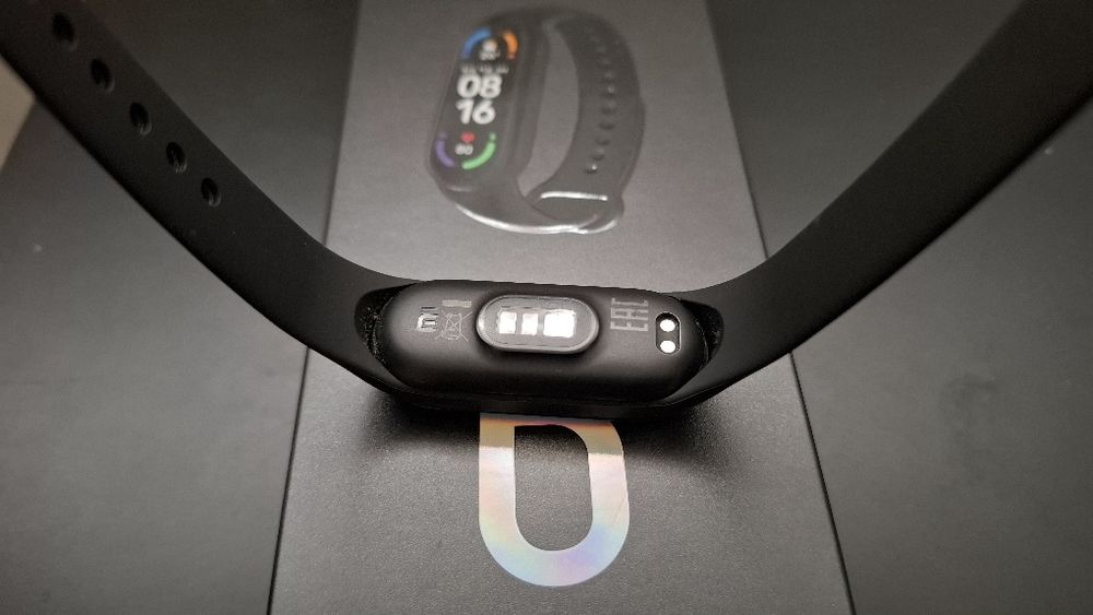 Xiaomi Mi Band 6