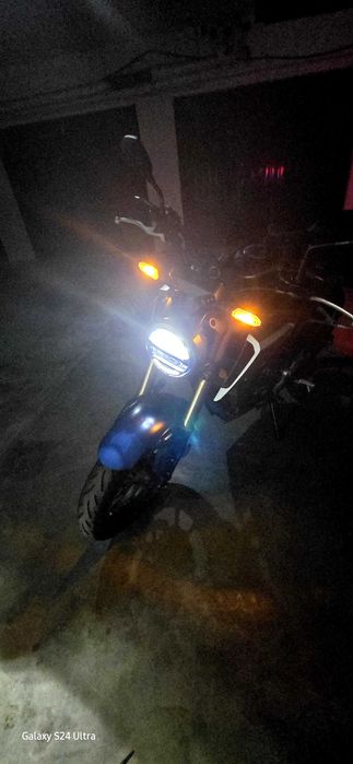 Honda cb125r como nova