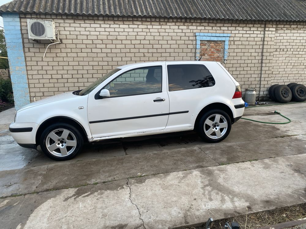 Гольф 4 1,4 16v !