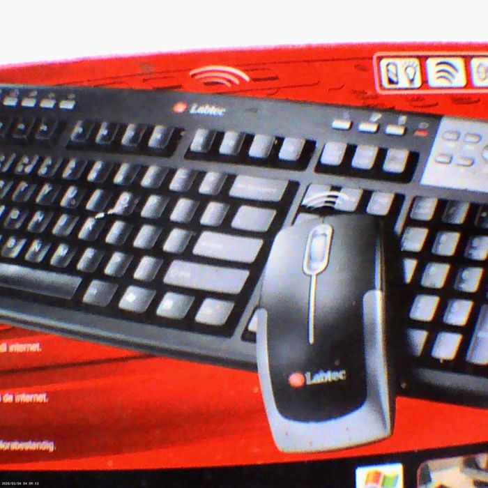 Labtec Wireless Media Desctop безпровідна клавіатура