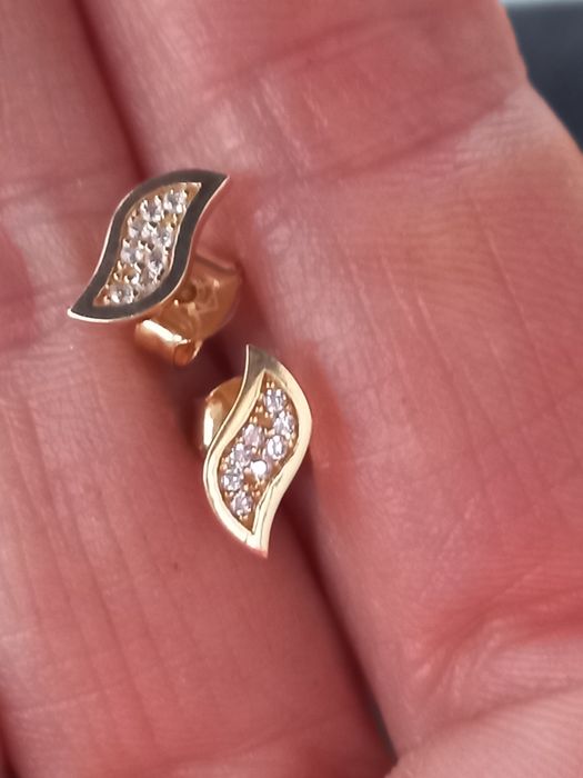 Złote kolczyki z cyrkoniami 585/0,99g