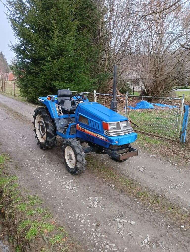 Traktor Iseki TU 180 4x4 Kubota yanmar Mitsubishi