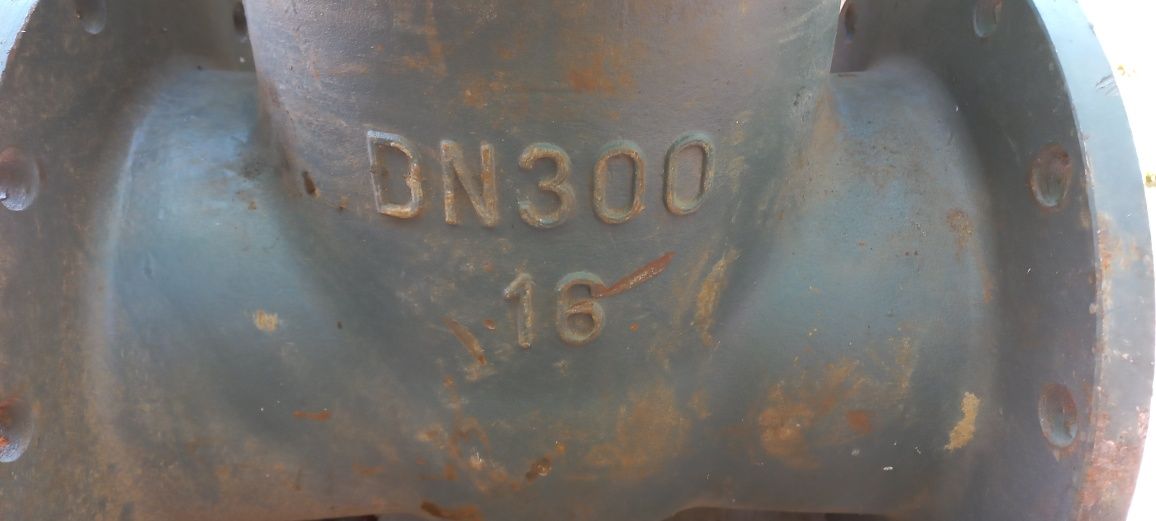 Засувка DN300 P16