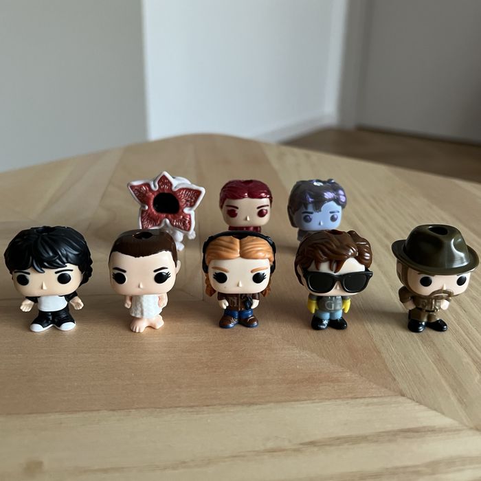 Figurki Kinder Joy Stranger Things
