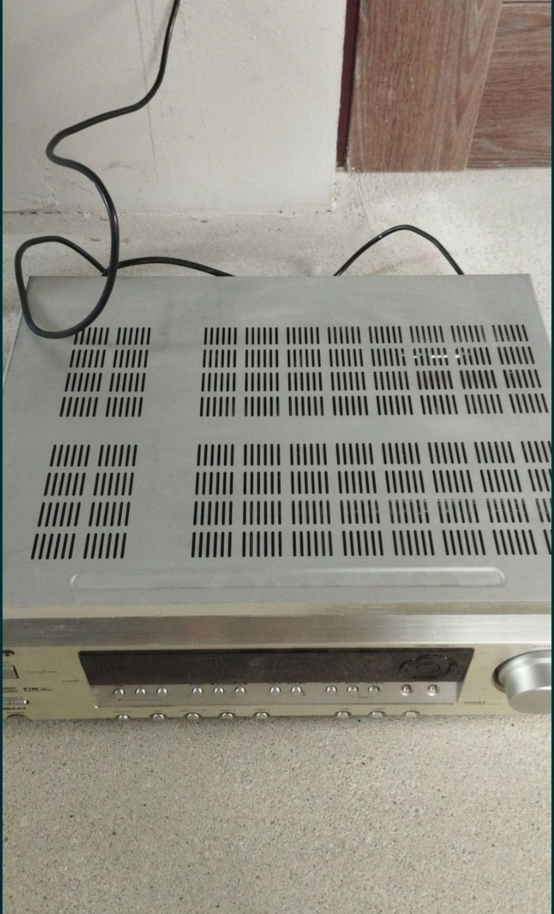 Amplituner onkyo tx sr 303e