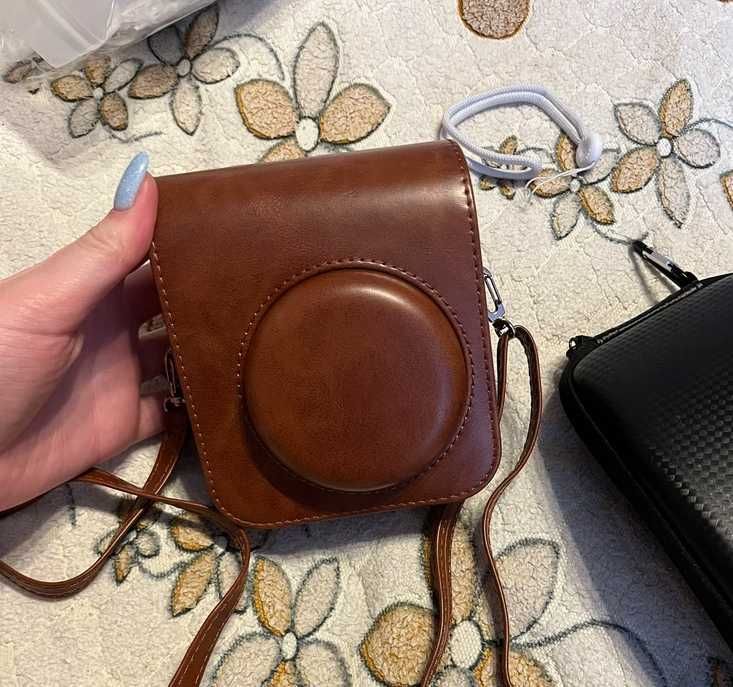 instax 12 mini двi штуки.