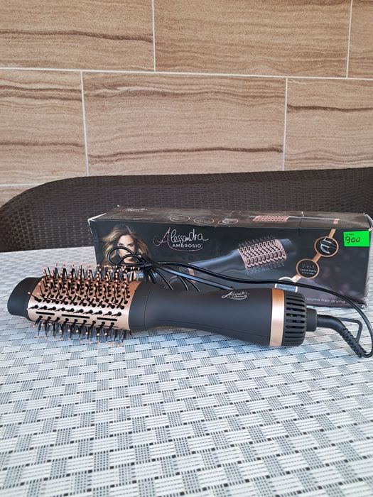 Фен-щітка Alessandra Ambrosio