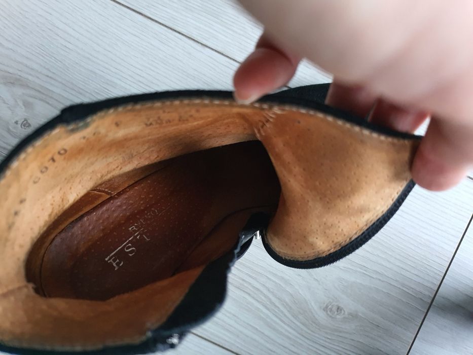 Botki na słupku RYŁKO 36 na 24cm stopę