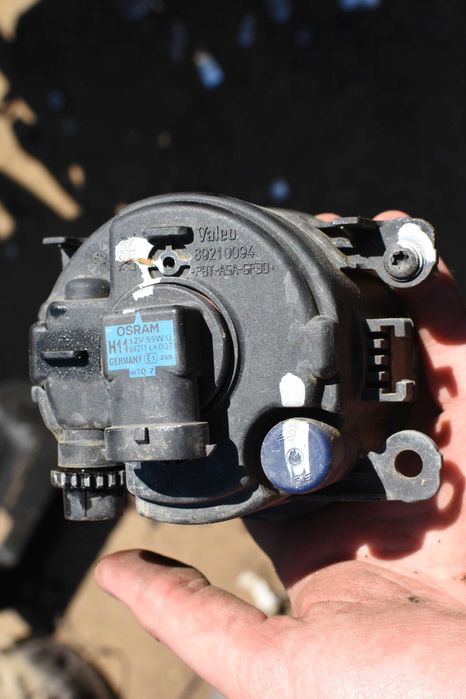 Halogen przód Ford Ranger 2.2 2015 r