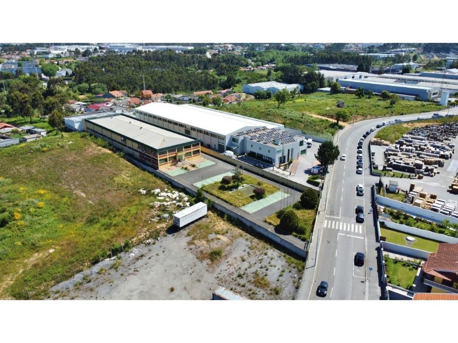 Armazém em Gulpilhares