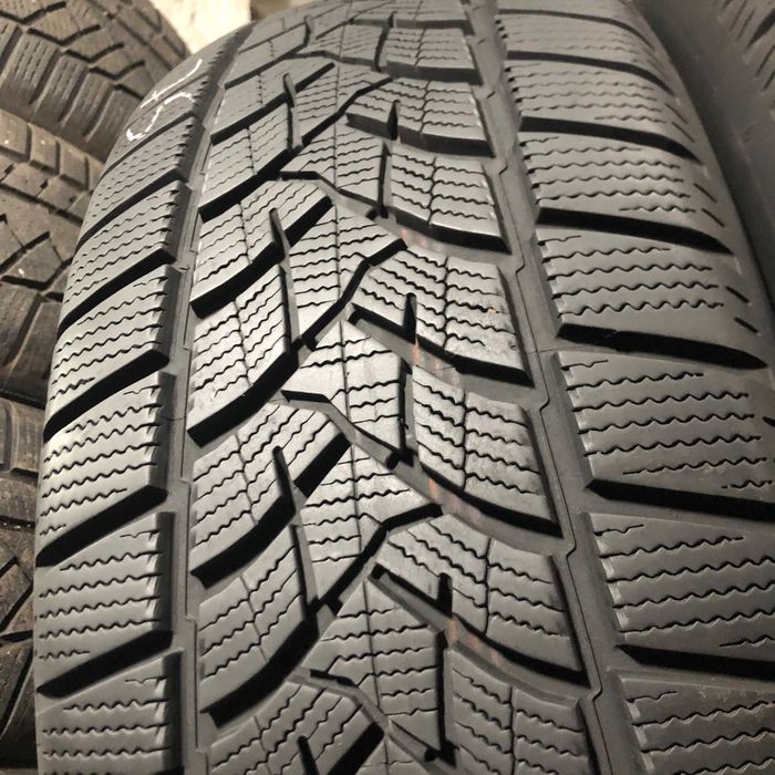 Шини 235/60 R18 Dunlop Winter Sport 5 Комплект Пара