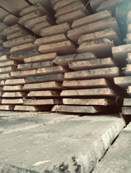 Deski świerkowe(tarcica świerkowa,sucha)