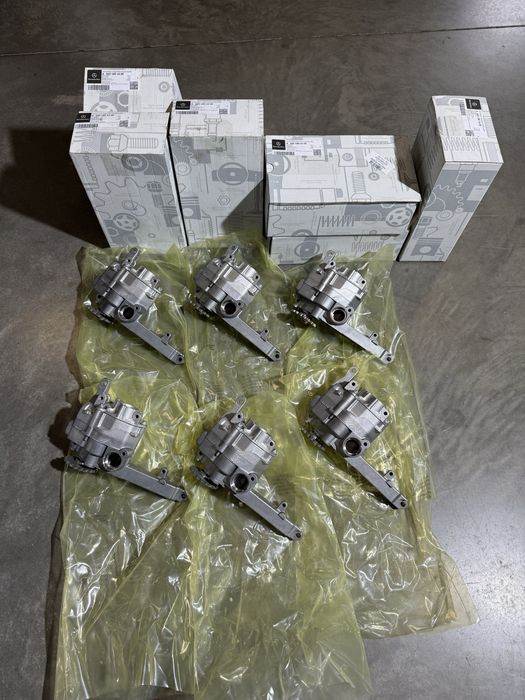 Масло насос масляний OM642 3.0 Sprinter W906 W907 спрінтер 319 519