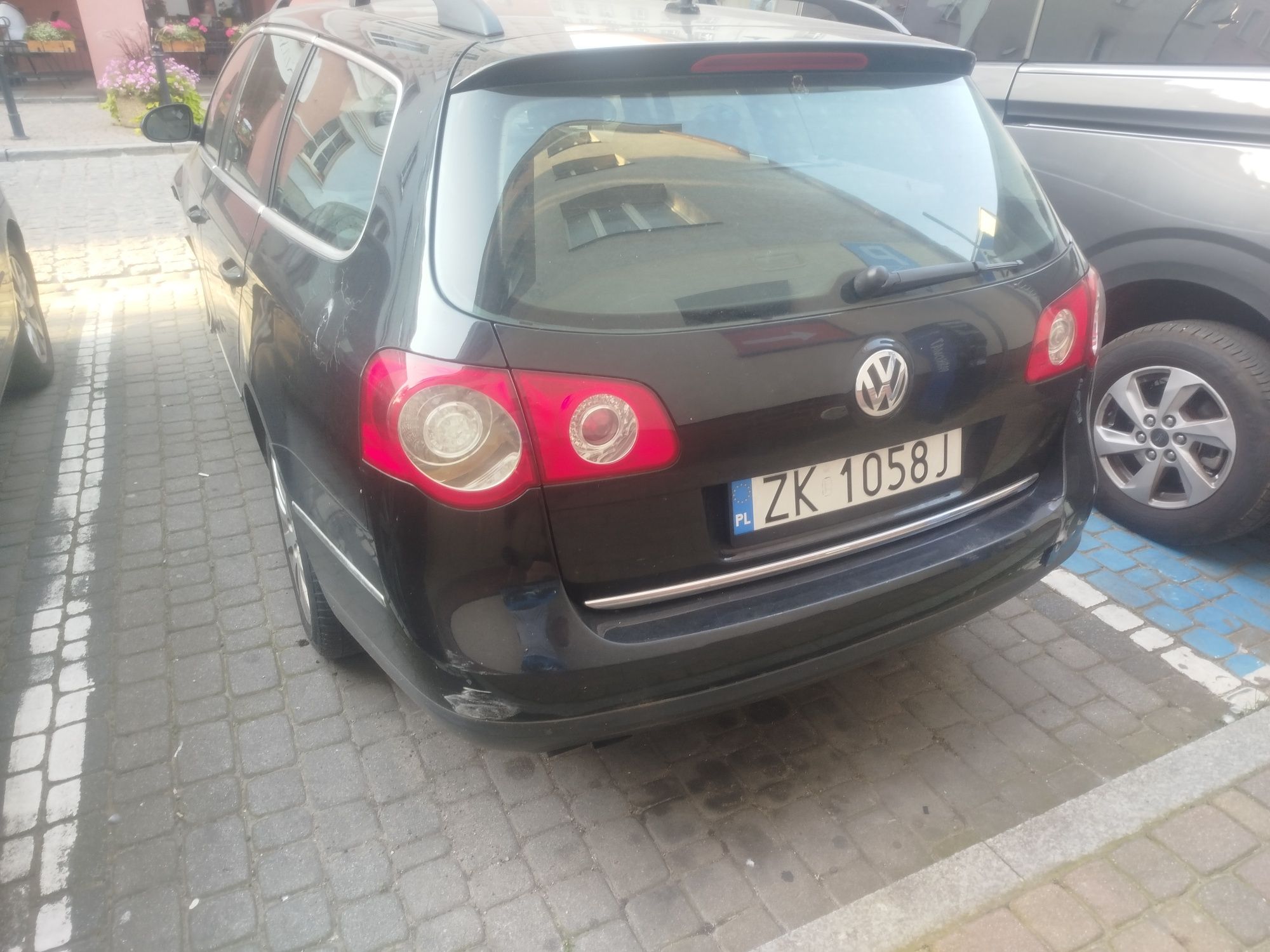 Sprzedam Passat b6 Uszkodzony