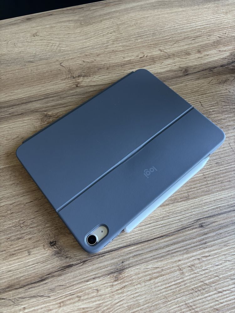 iPad Air 11” M2 128GB + Combo Touch + Apple Pencil – jak nowy!