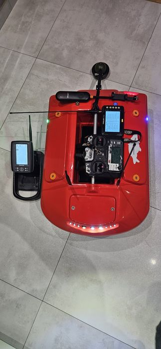 Łódka zdalnie sterowana, do wywózki , echosonda , xpilot, deeper chirp