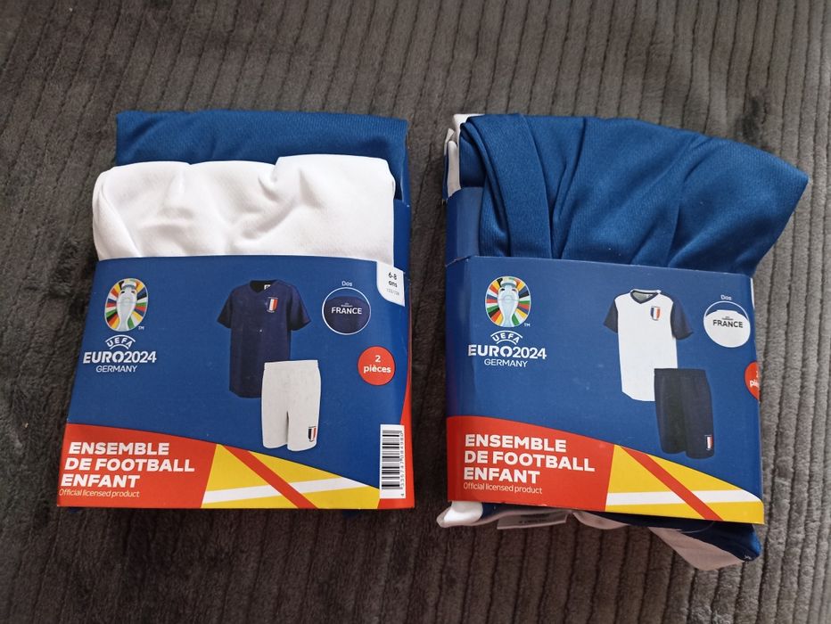 Розпродаж Дитяча футбольна форма