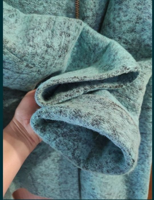 Пальто жіноче розмір L